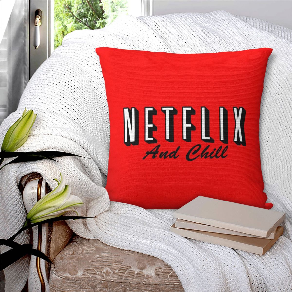 Красная квадратная наволочка N – обзор и цена Home Decor Netflix